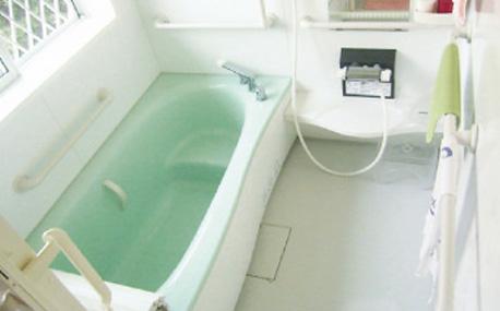 浴室のバリアフリー施工例